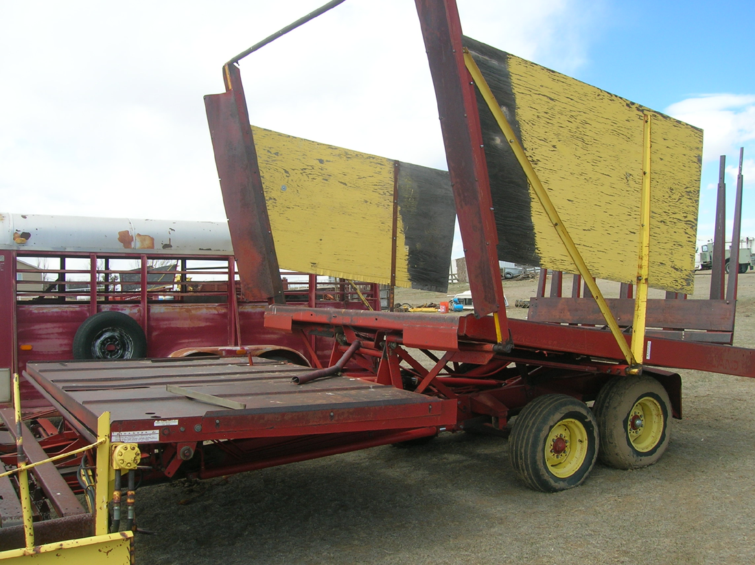 New Holland  Stacker